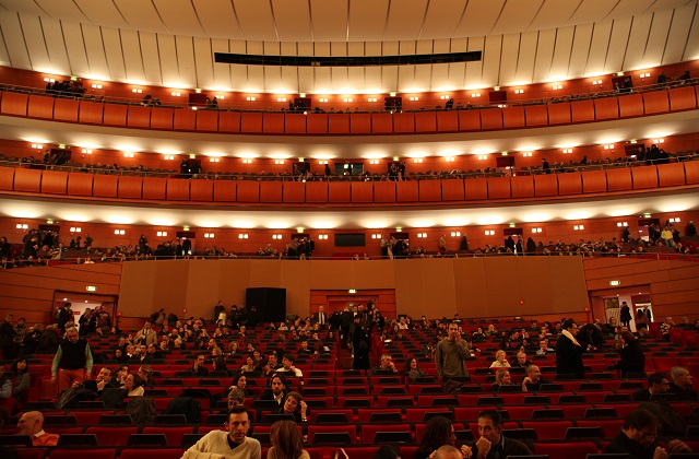 Teatri Milano – Fuori dal green per programmazione e sconti vantaggiosi